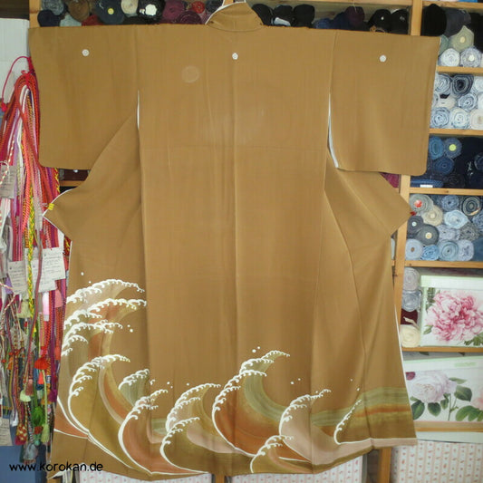wilde Wellenkämme Iro Tomesode Kimono Seidencrepe