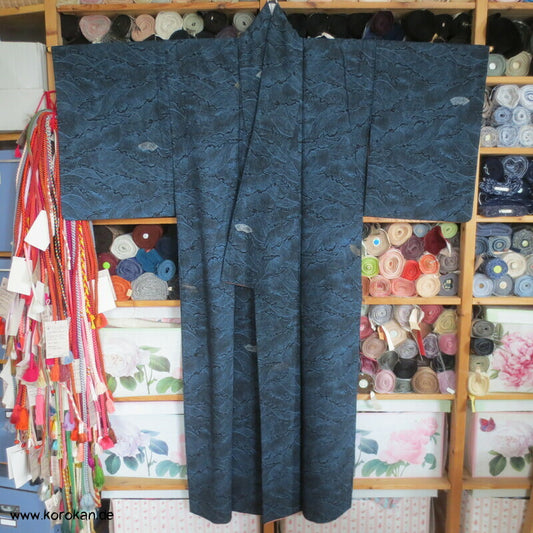 auf Wellen treibende glänzende Fächer Komon Kimono