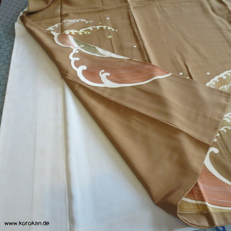 wilde Wellenkämme Iro Tomesode Kimono Seidencrepe