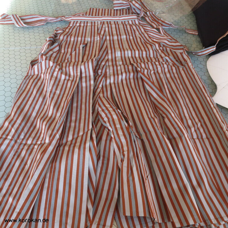 zimt - grau gestreifte Seidenrips Hakama - Umanori Kimono Hosen-Typ