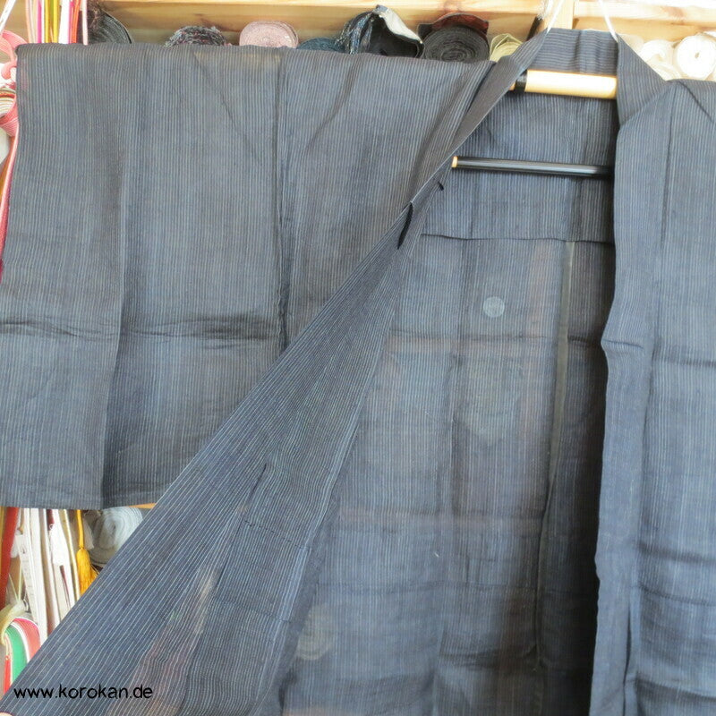 feinst gestreifter Ramie / Seide / Hanf Hitoe ungefütterter Kimono