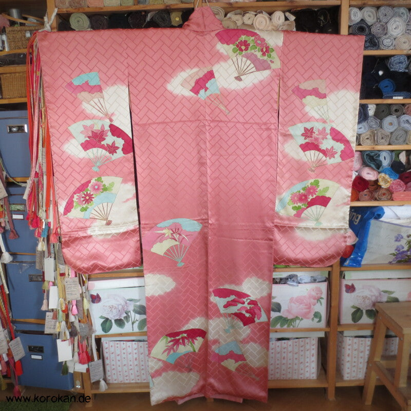 gemalte Fächer Higaki Seidendamast antiker Furisode, nur als Material