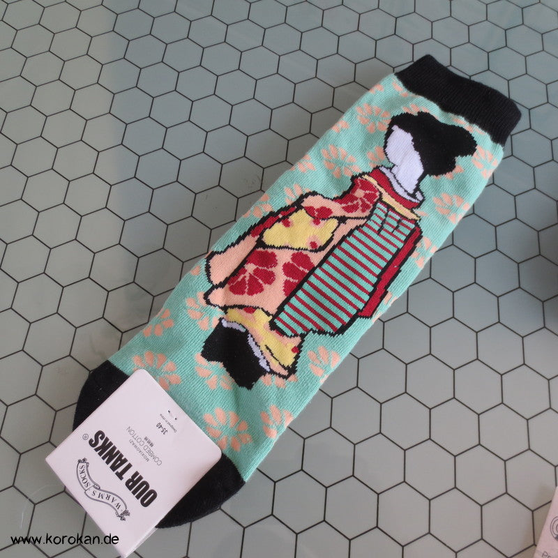 große bunte Socken ohne Zehenabtrennung mit Japanmotiven