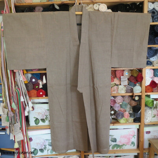 heller Hanfstreifen Hitoe ungefütterter Kimono