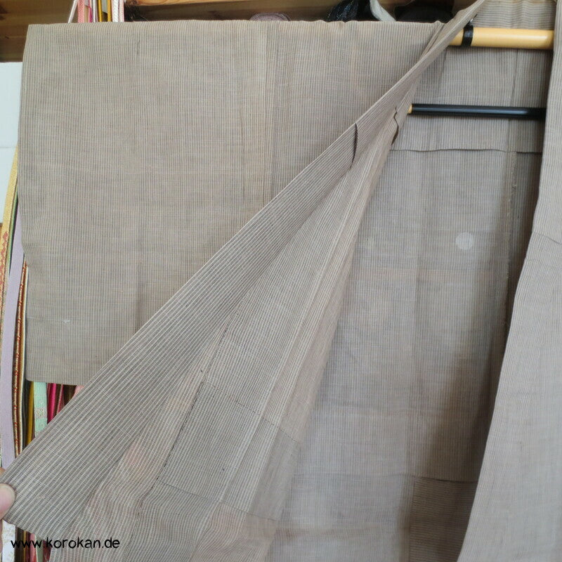 heller Hanfstreifen Hitoe ungefütterter Kimono