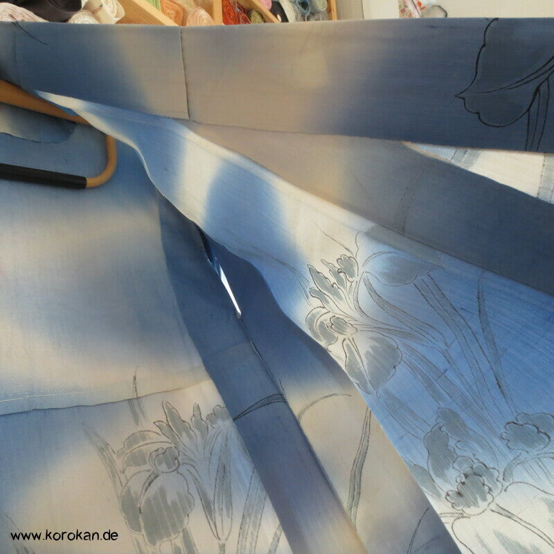 Iris am Fluss Hitoe Kimono