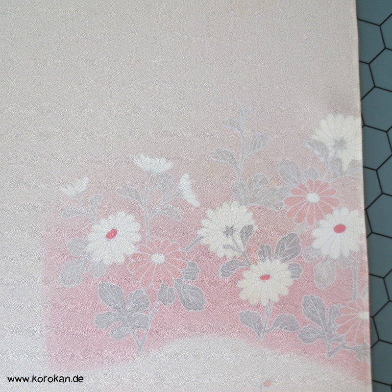 Kirschzweige, andere Blumen, teilbestickt Tanmono