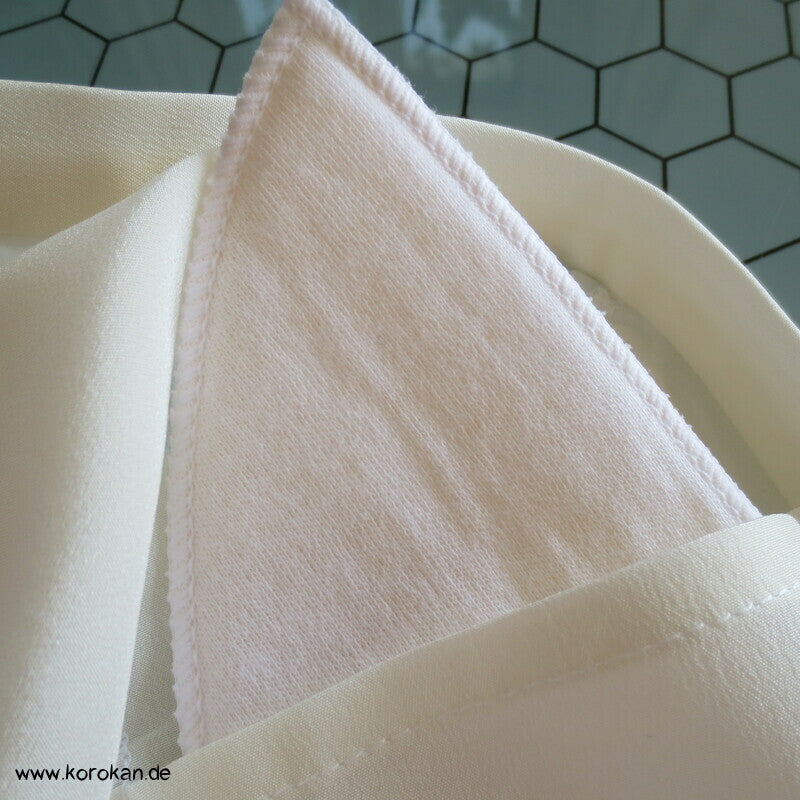 Hada Juban Kimono Unterhemd mit Padding