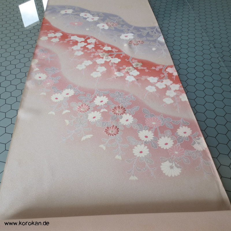 Kirschzweige, andere Blumen, teilbestickt Tanmono