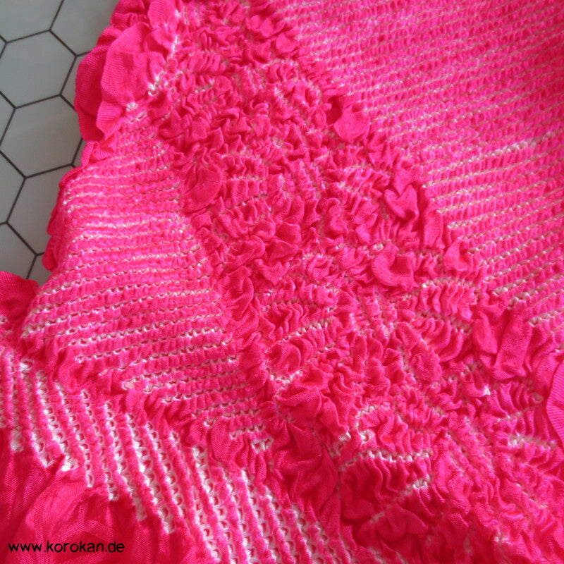 Shibori, Segaiha und Kiku pinker Seiden Obiage