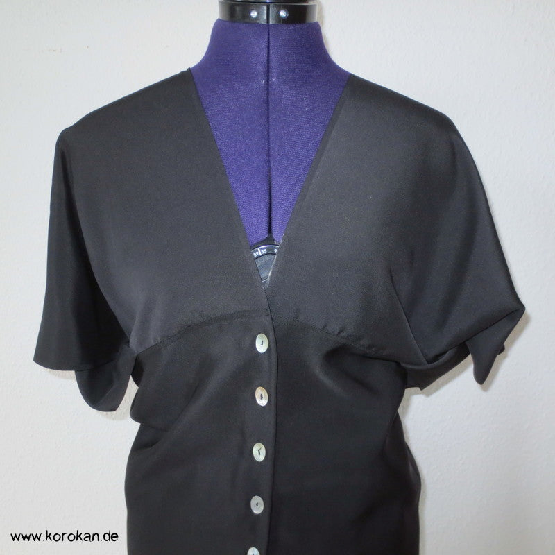 schwarze Chirimen Crêpe Zero Waste Seidenbluse