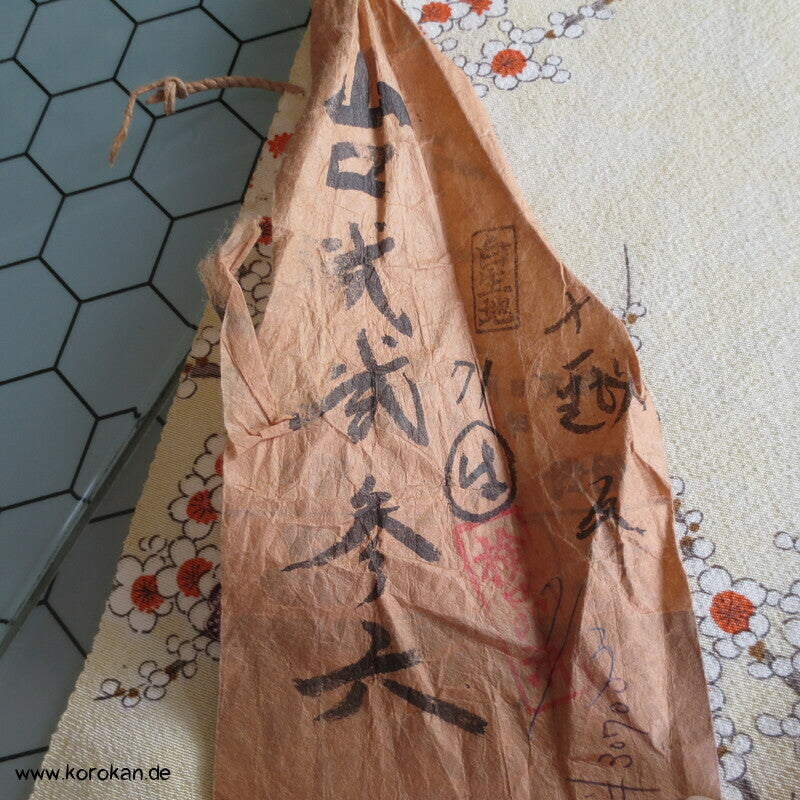 Tagasode, Kimono Hänger Chirimen Crepe Kimono Seide