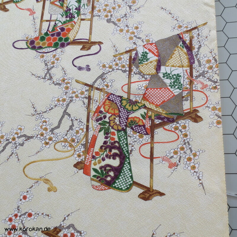 Tagasode, Kimono Hänger Chirimen Crepe Kimono Seide