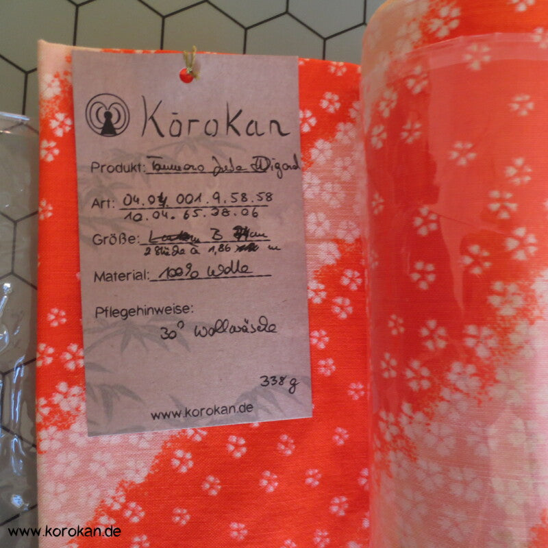 Juban Kimono Wollmusselin Millefleur in diagonalen Streifen