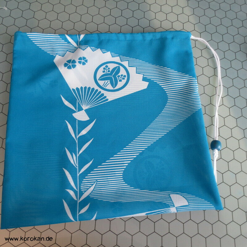 kleine Zugbeuteltasche aus Yukata Kimono Synthetik,  Unikat, Selbstgenäht