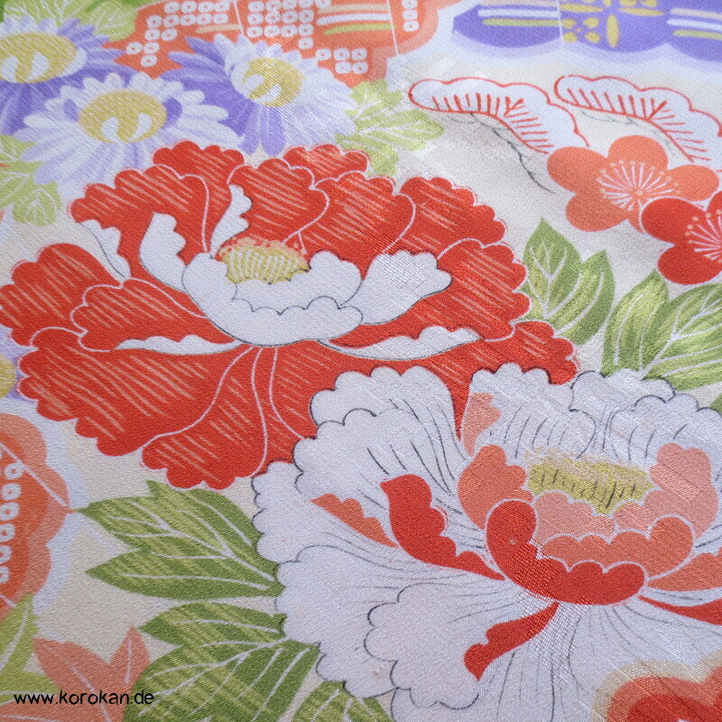 Araihari Kimono Seidendamast - klassische japanische Muster