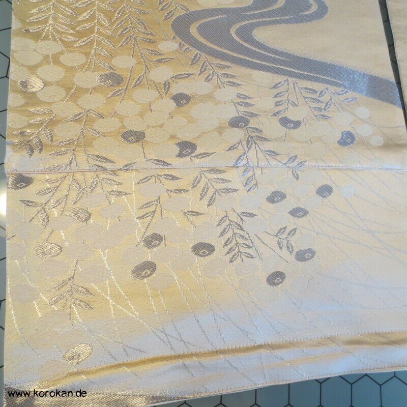 Upcycling Seidenbrokat Vorhangschal aus Fukuro Obi