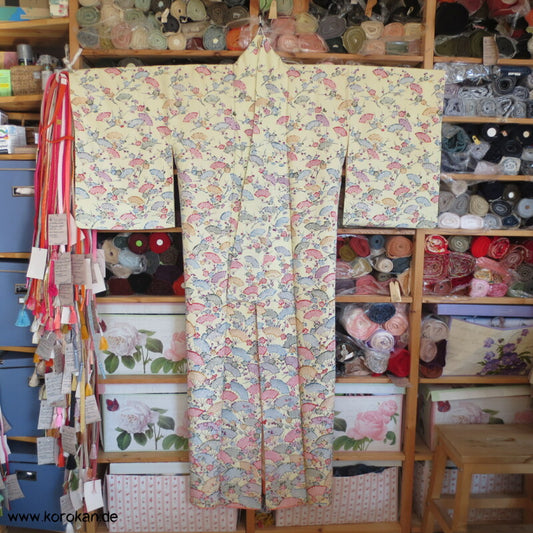 bunte Jigami Fächer Komon Kimono