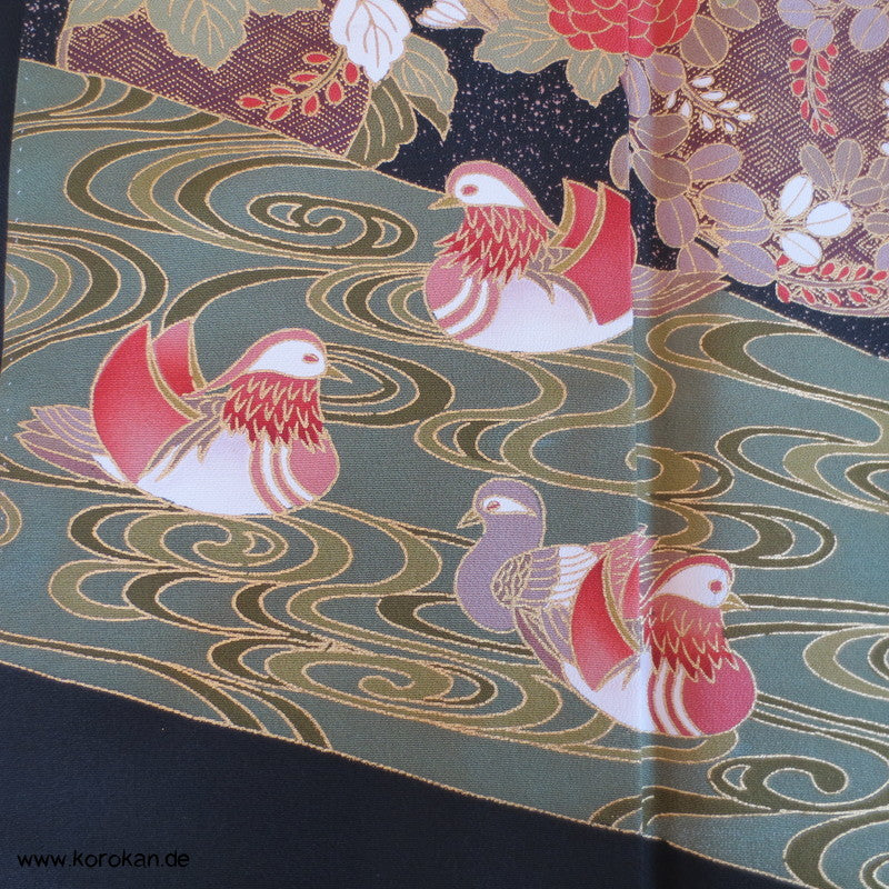 Mandarinenten und Chrysanthemen Tomesode Seiden Kimono
