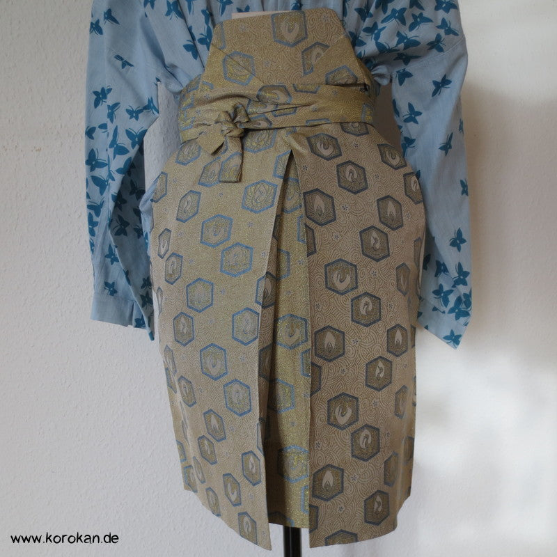 hellblau - goldene Brokat Hakama - für kleine Jungen
