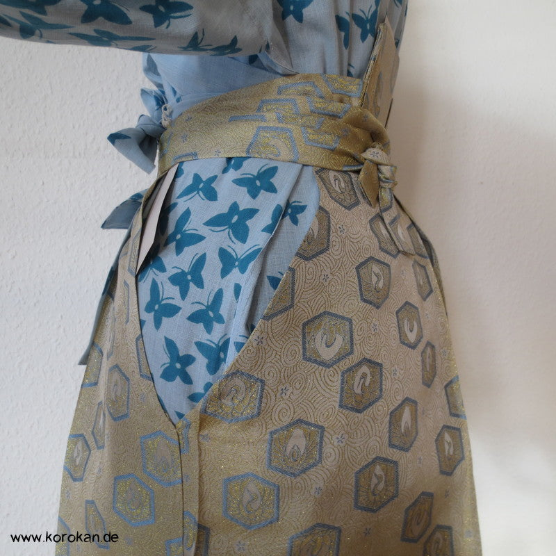 hellblau - goldene Brokat Hakama - für kleine Jungen