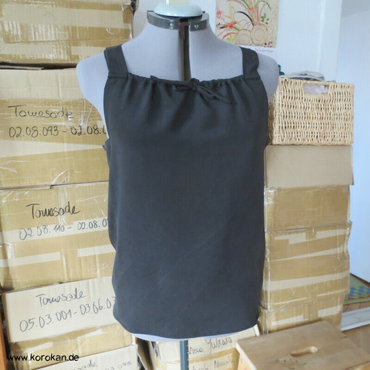 Kimono Seiden Upcycling Top, schwarzer Crepe mit Mon Wappen Gr. M