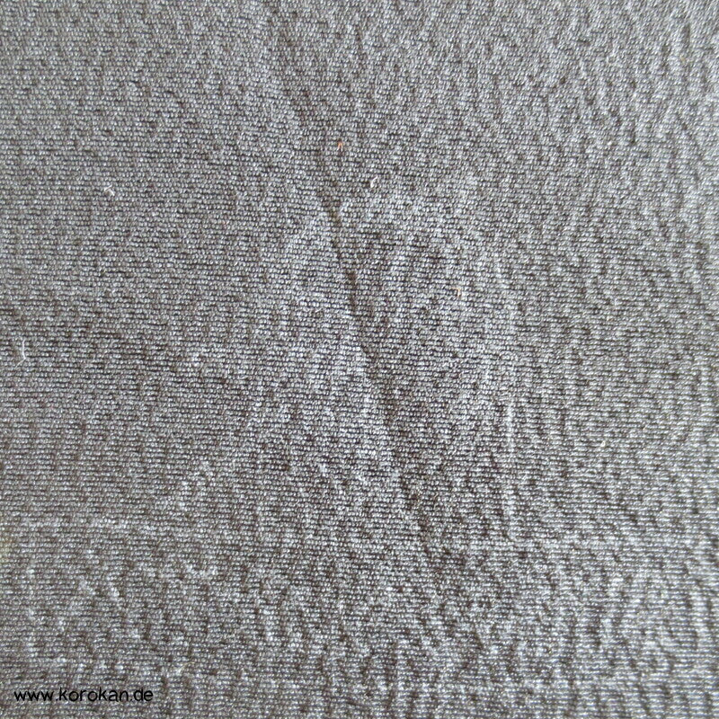 schwarzer Seidencrepe Ensemble Mofuku Tanmono, Paulownia Mon