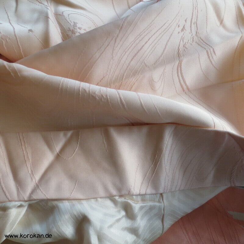 Sakura Blüten auf sakura rosa Seidendamast Haori Kimono Jacke