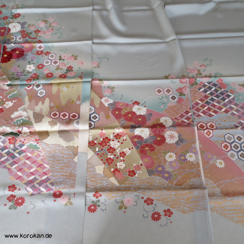 Blütenwirbel Araihari Furisode bahnenübergreifend