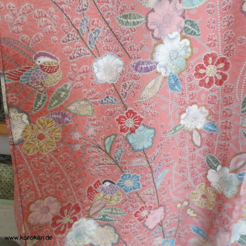 Tsujigahana Blumen und Mandarinenten Seidencrepe Komon Kimono