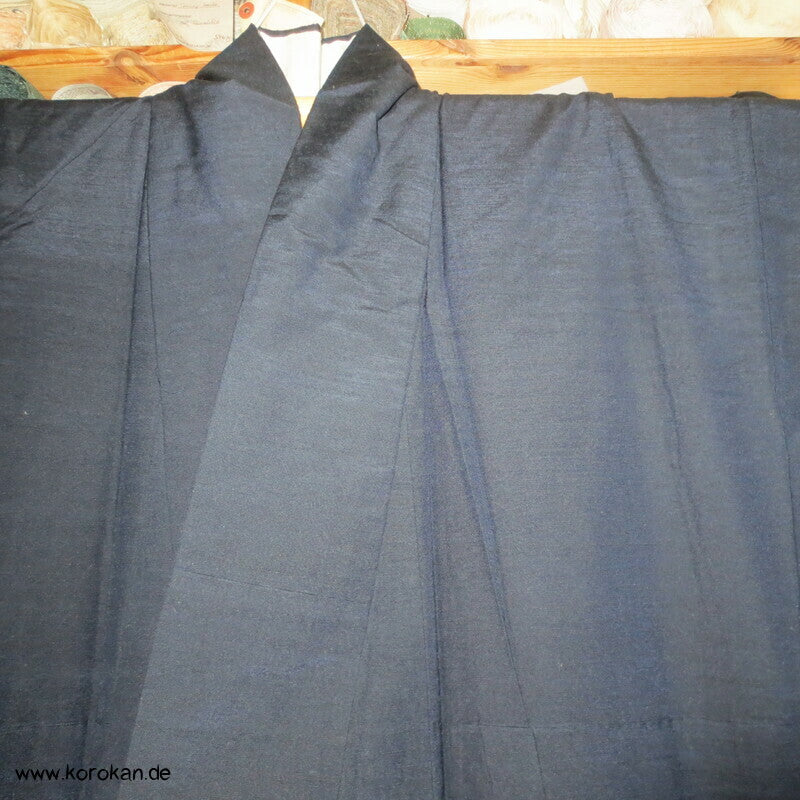 Tsumugi Seiden Kimono, schlicht blau