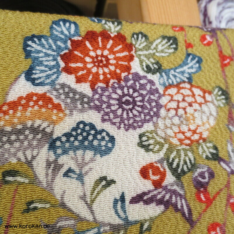 Vier Jahreszeiten Blumenrondelle Komon Kimono