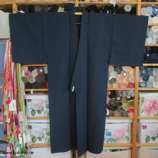 frisch gereinigter leichter Hitoe Woll Kimono
