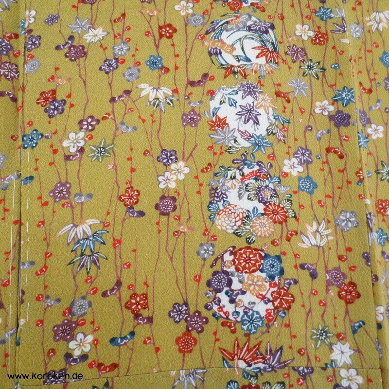 Vier Jahreszeiten Blumenrondelle Komon Kimono
