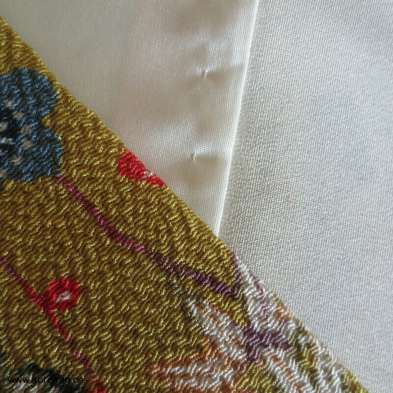 Vier Jahreszeiten Blumenrondelle Komon Kimono