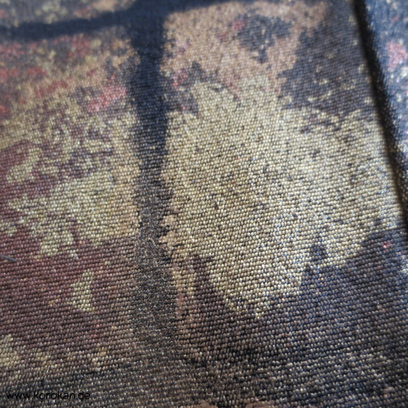 Bambusgebüsch mit gestickten blauen Spatzen Seidencrepe Tomesode Kimono
