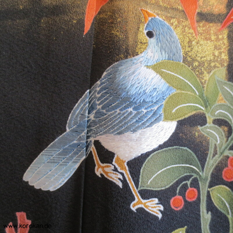 Bambusgebüsch mit gestickten blauen Spatzen Seidencrepe Tomesode Kimono