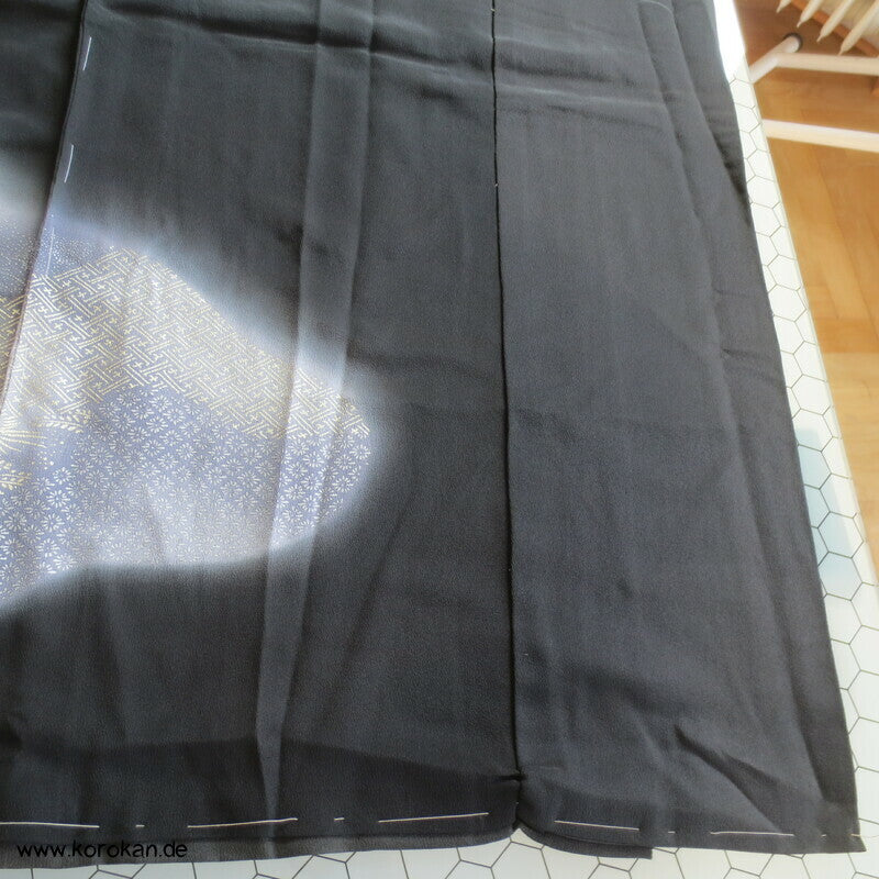 Tomesode, Kranichstickerei Golddruck, Seidencrepe Karieba