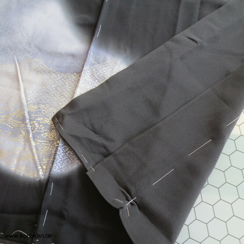 Tomesode, Kranichstickerei Golddruck, Seidencrepe Karieba