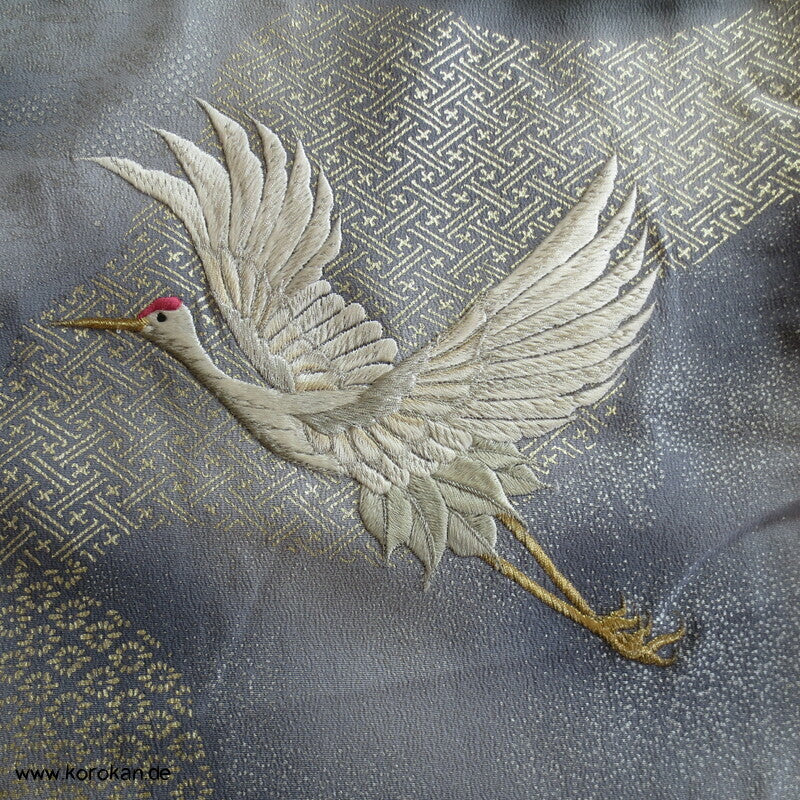 Tomesode, Kranichstickerei Golddruck, Seidencrepe Karieba