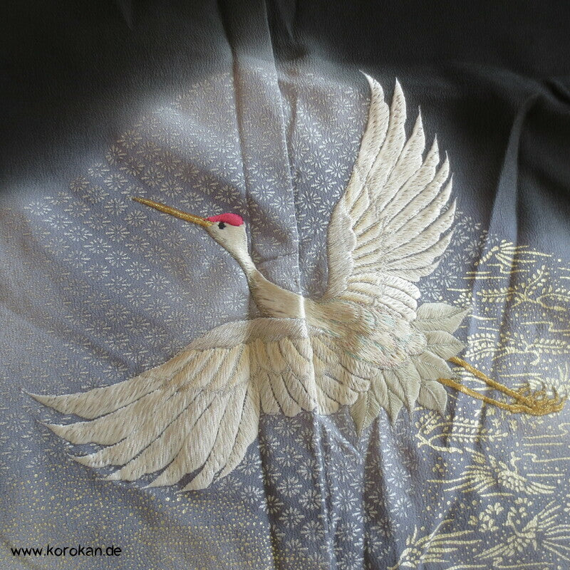 Tomesode, Kranichstickerei Golddruck, Seidencrepe Karieba