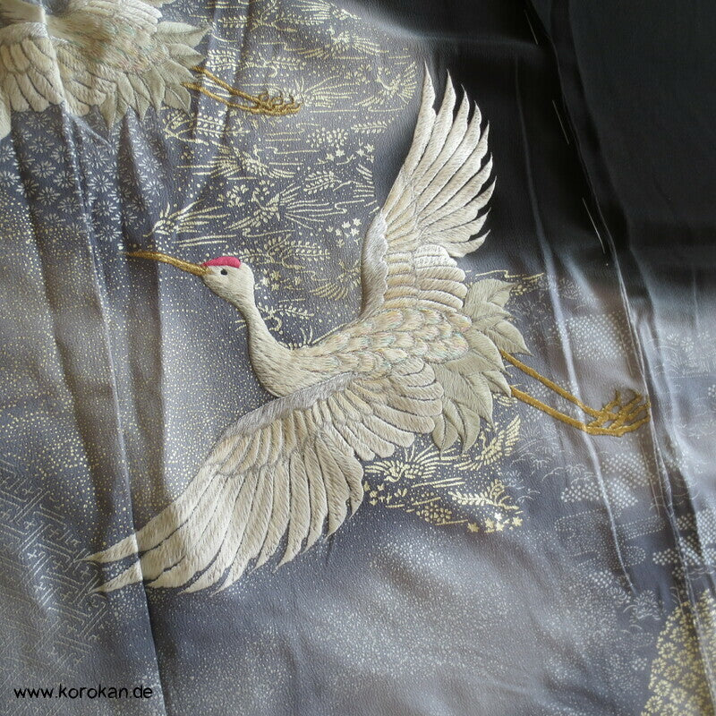 Tomesode, Kranichstickerei Golddruck, Seidencrepe Karieba