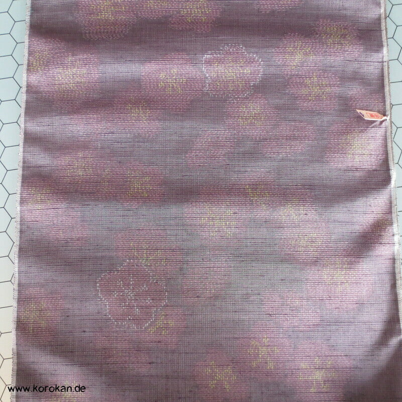 Ume Blüten Kasuri Tsumugi Kimono Seide Stoffrolle