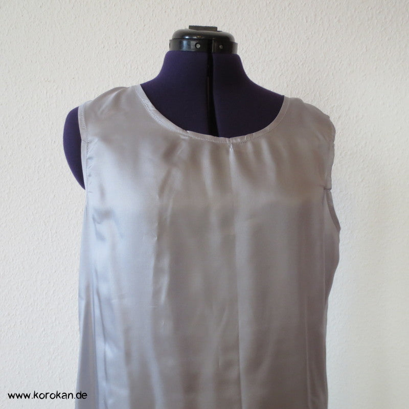 Baumwollspitzenjersey Kleid, farblich abgesetzt