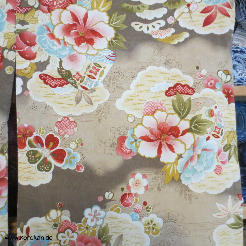 japanischer samtiger Synthetik Velour Chu Furisode Kimono, Hausmantel