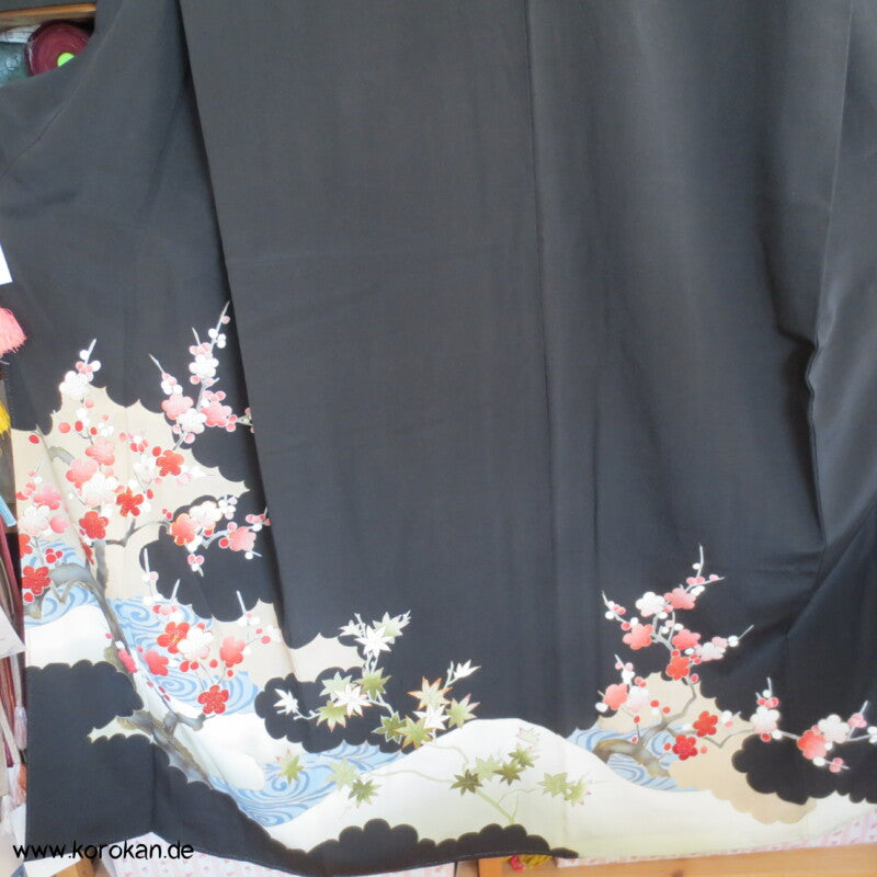 Sakura Zweige, grüner Ahorn Tomesode Seiden Kimono