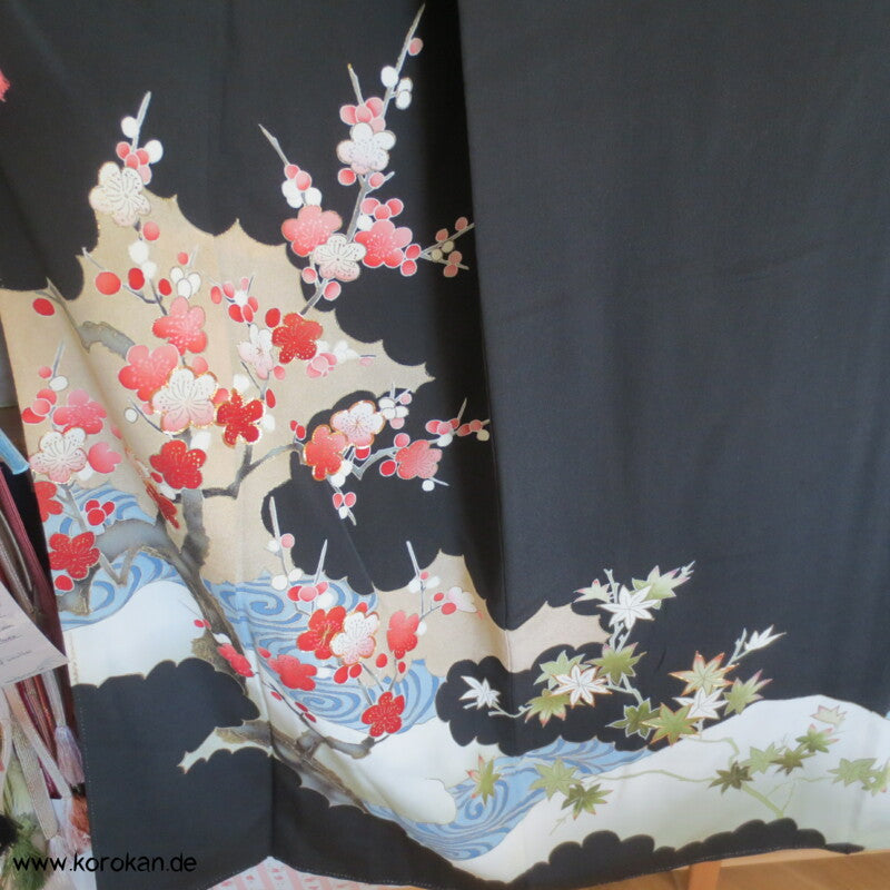 Sakura Zweige, grüner Ahorn Tomesode Seiden Kimono