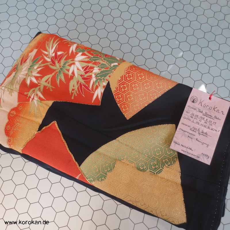 Blumen, Fächern, Goldstickerei Tomesode Seiden Kimono