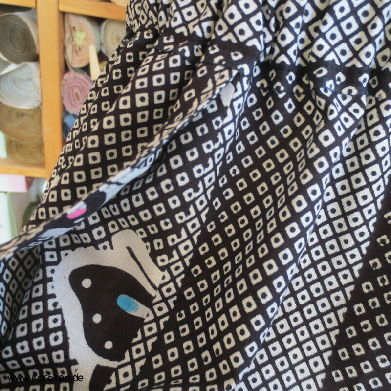 Hochsommer / Strand Shorts aus Yukata Baumwolle, Schmetterlinge, Gr. L