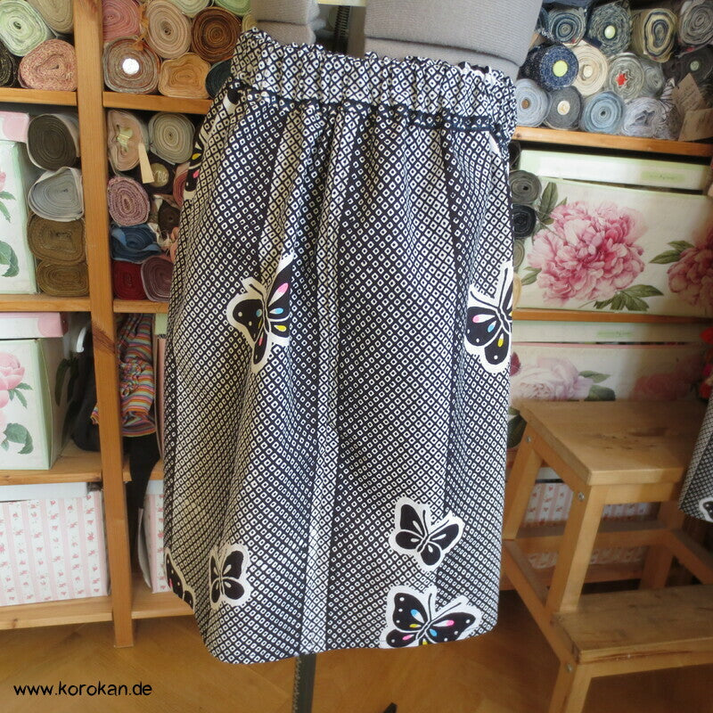 Hochsommer / Strand Shorts aus Yukata Baumwolle, Schmetterlinge, Gr. L